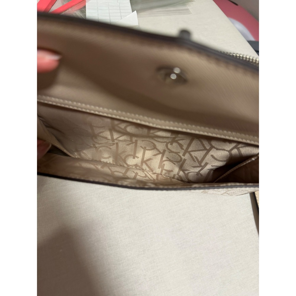 Calvin Klein Monogram Crossbody Bag Cream Tan Padlock Detail Zip Top Mens Womens - Picture 7 of 8